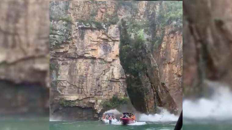 the fall of a section of cliff on boats kills at least 7 and three missing