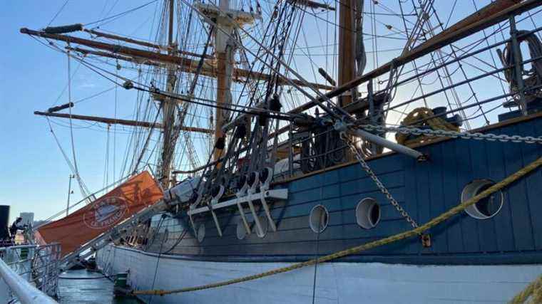 in Rouen, the arrival of the three-masted “le Français” is having an effect