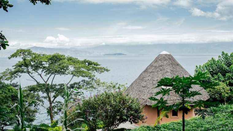 is a small island in Lake Kivu seeing the first vaccination migrants arrive?