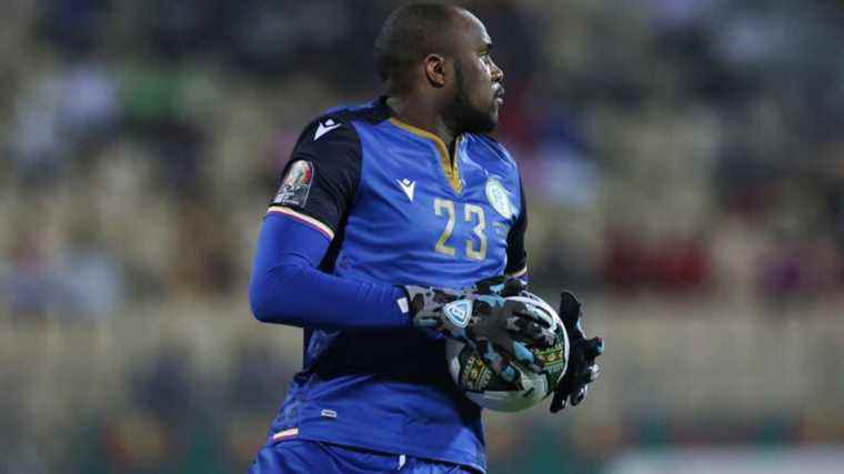 no Comorian goalkeeper available for the round of 16 against Cameroon after the revelation of 12 positive cases