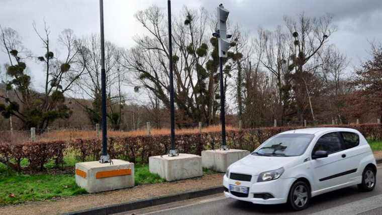 sound radars tested in a commune of Yvelines to measure vehicle noise