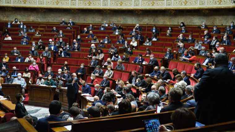 Debates still tense in Parliament after the words of Emmanuel Macron