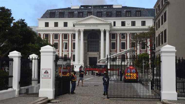 the enclosure of the National Assembly completely destroyed in a violent fire