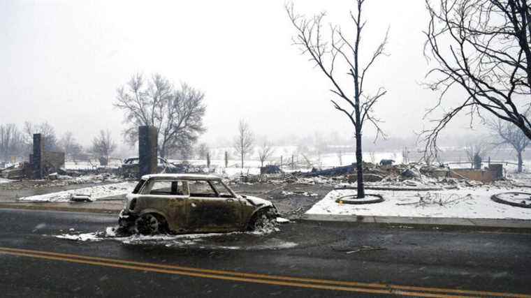 the fires that destroyed at least 500 homes in snow-smothered Colorado