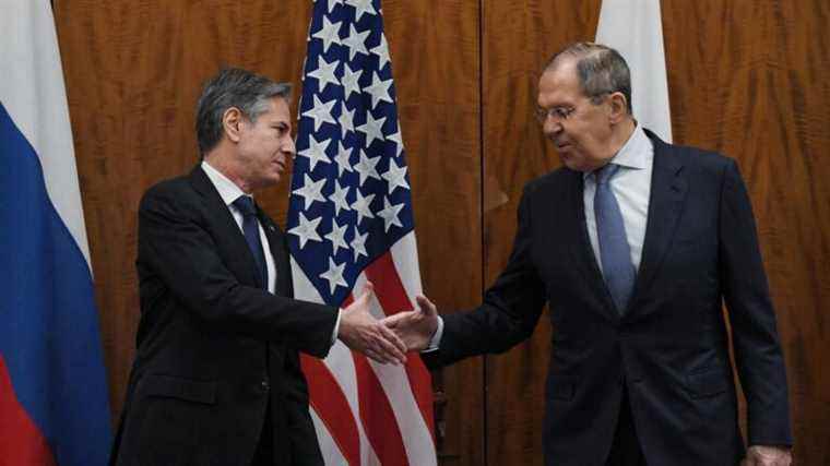 the heads of the American and Russian diplomats have started their talks in Geneva