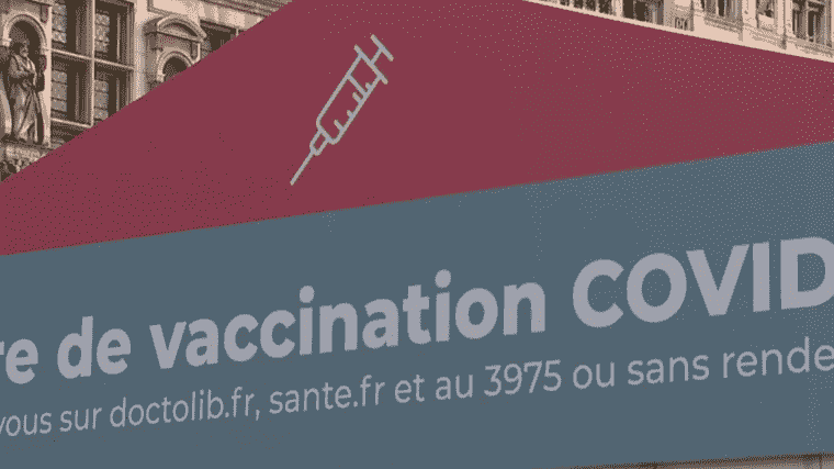 the number of first-time recipients approaching the entry into force of the vaccination pass