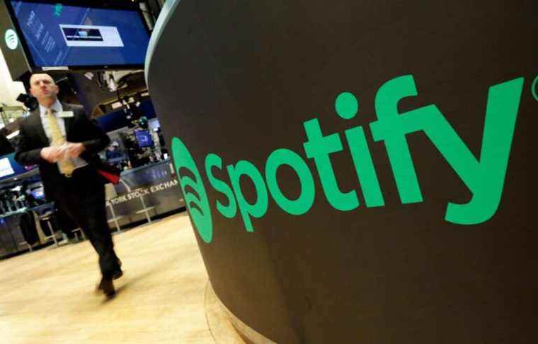 ​Music online: Spotify slammed for backing podcaster with anti-vaccine rhetoric