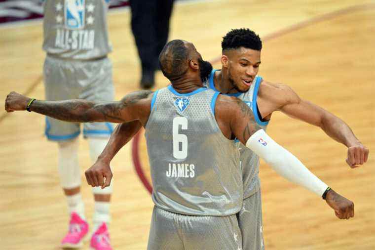 71st All-Star Game |  LeBron James gives victory to his team, after Curry stole the show