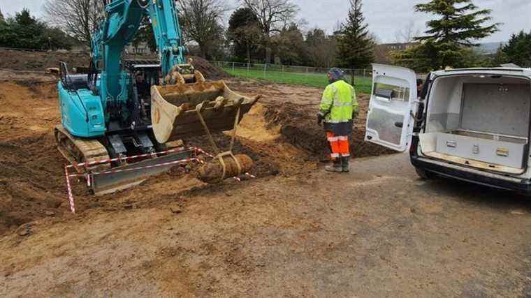 A 125 kilogram American bomb found in Avranches