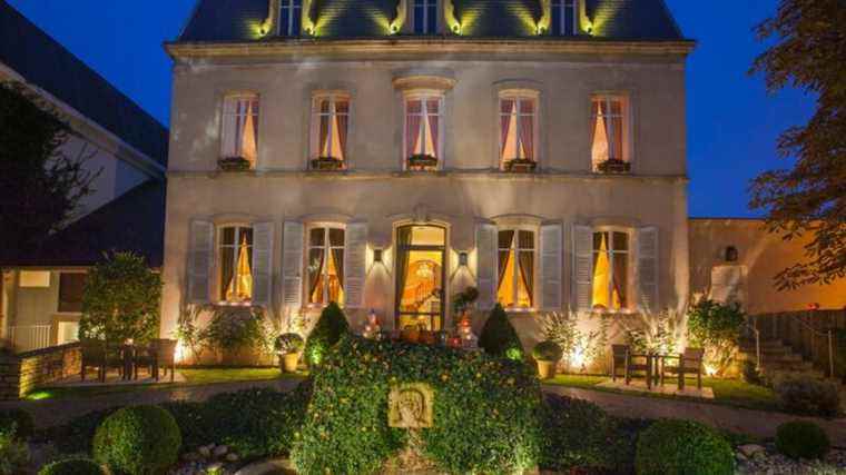 A 5-star stay at the Hostellerie des Cèdres in Beaune