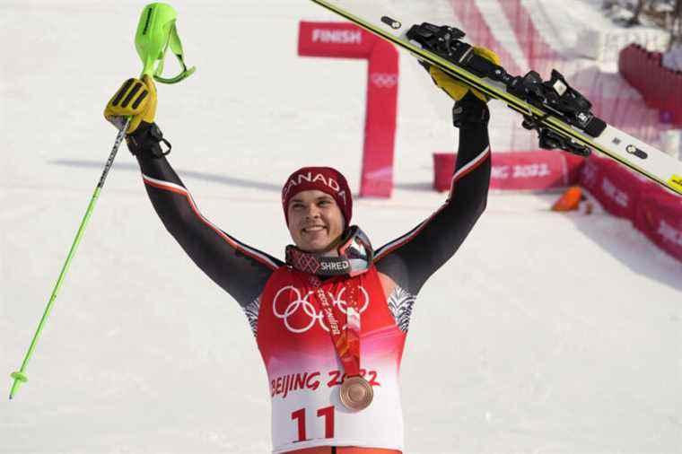 Alpine skiing |  Canadian James Crawford wins combined bronze