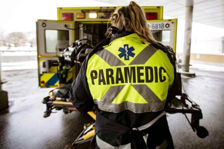 Ambulance companies |  Other paramedic unions on strike