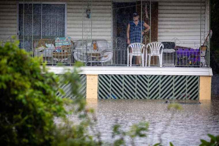 Australia |  Unprecedented floods kill six