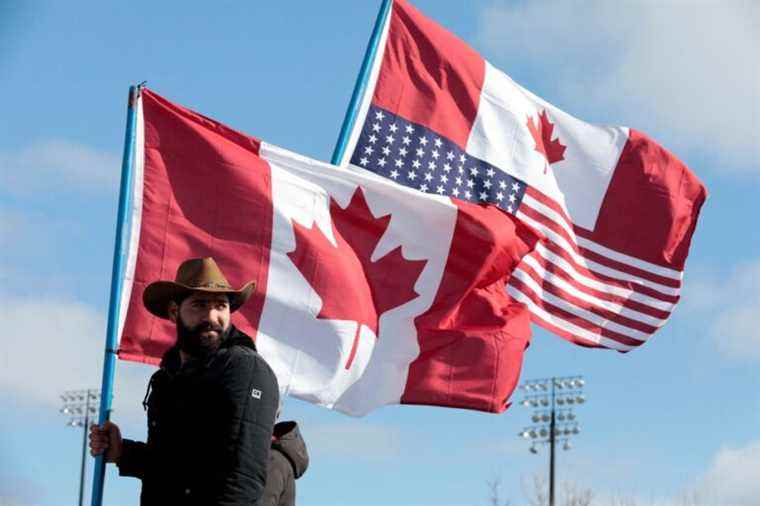 Blocking the Ambassador Bridge |  Protesters still there