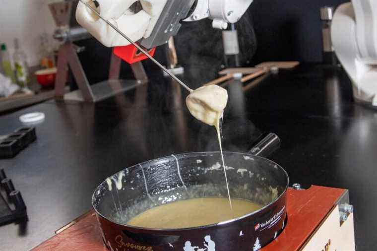 Bouébot, the Swiss robot that makes fondue