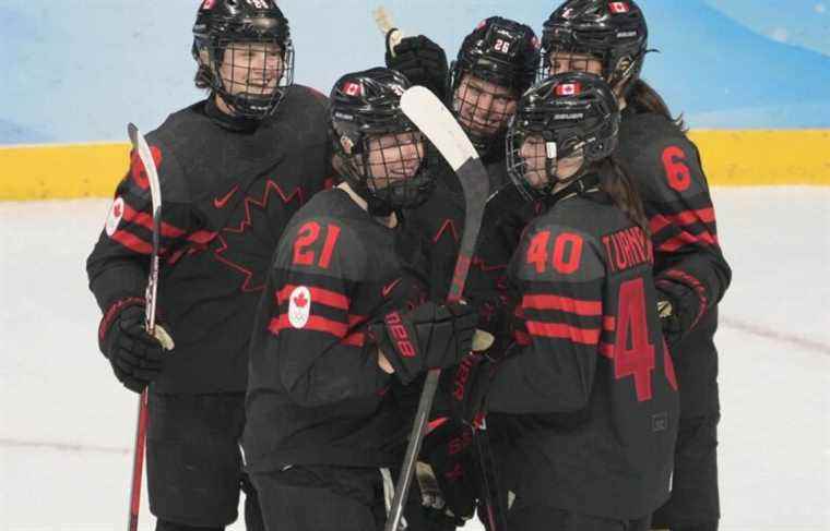 Canada advances to women’s hockey semifinals