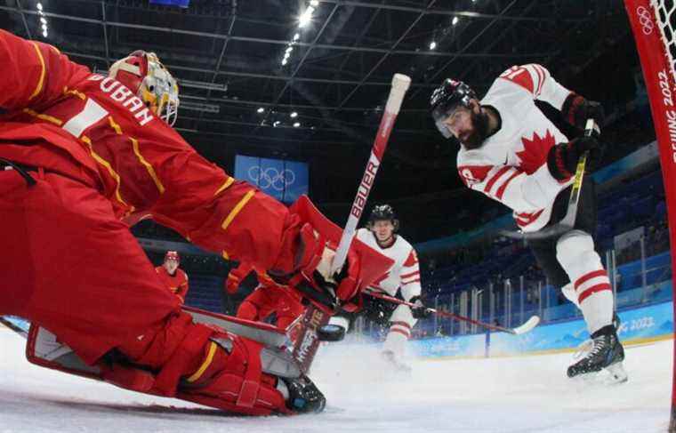 Canada ends men’s hockey round robin defeating China 5-0