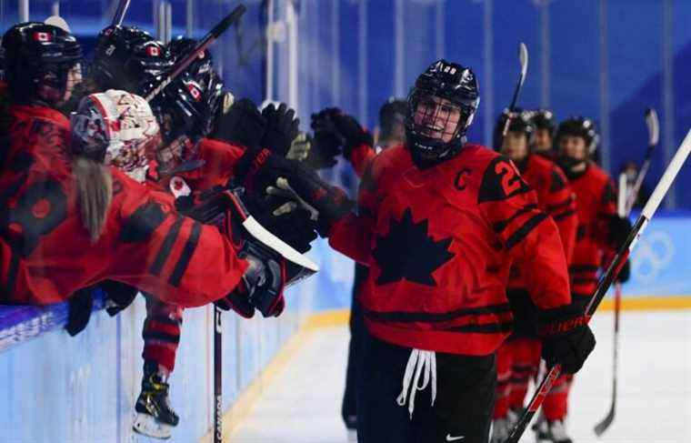 Canada takes gold in women’s hockey