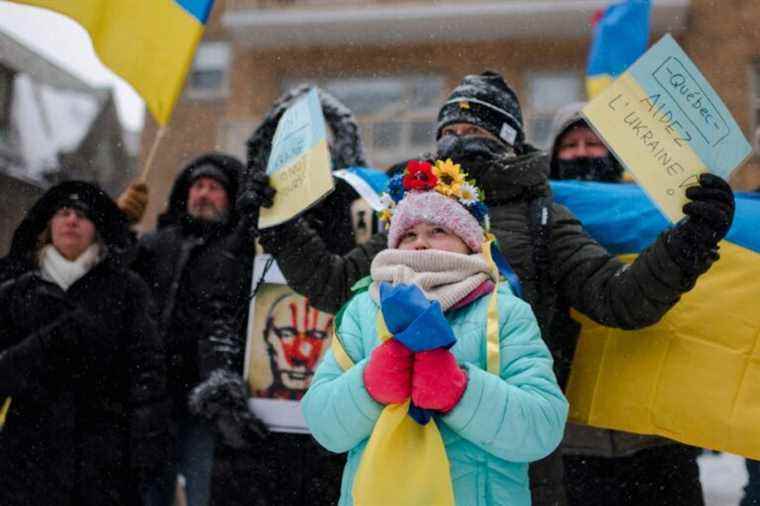 Canadians rally in solidarity with Ukraine