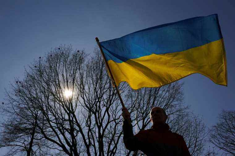 Canadians remain in Ukraine to face the Russian invasion