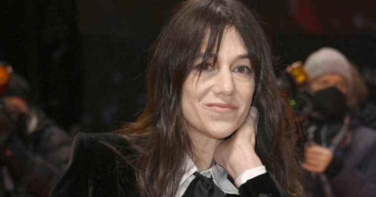 Charlotte Gainsbourg: Brilliant glam’rock look in Berlin with Emmanuelle Béart!