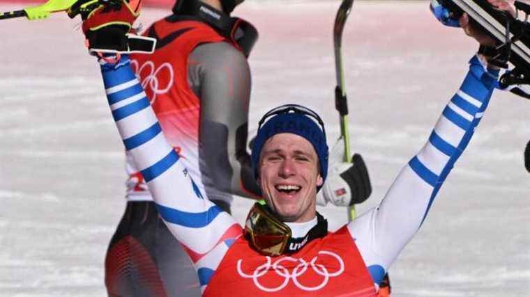 Clément Noël wins gold in the slalom in Alpine skiing