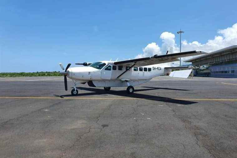 Comoros |  Plane with 14 people on board crashes at sea