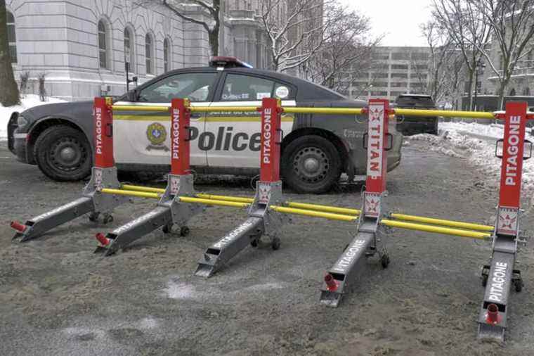 Convoy to Quebec |  Parliament Hill under close surveillance