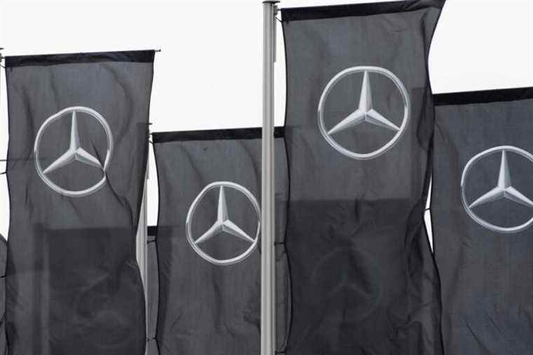 Daimler rebrands as Mercedes-Benz after dumping trucks