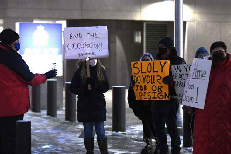 Demonstration in Ottawa |  Counter-protests on the horizon in response to truckers