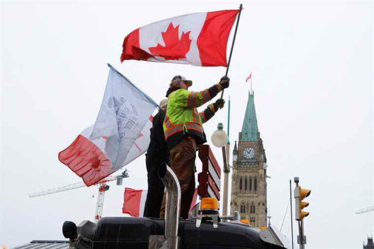 Demonstration in Ottawa |  Singh calls for an emergency debate