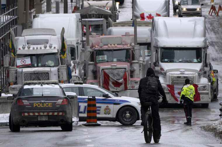 Demonstration in Ottawa |  The police at their wit’s end