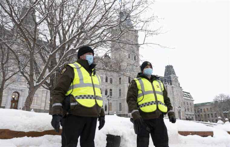 Demonstration of anti-measures truckers in Quebec, the police reinforce their presence