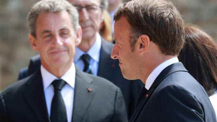 Did Nicolas Sarkozy declare himself a candidate “much later” than Emmanuel Macron?