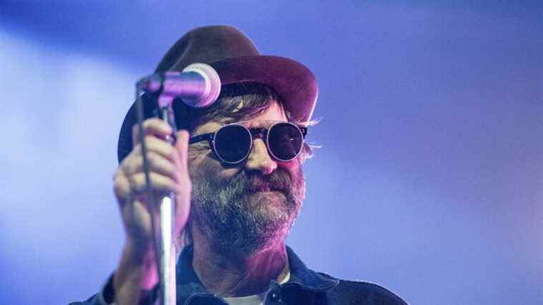 Eels, back to basics (and rock) winning