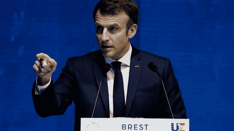 Emmanuel Macron concludes the summit in Brest