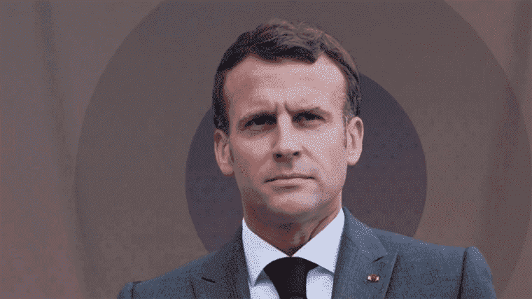 Emmanuel Macron in Russia: a risky diplomatic trip 63 days before the presidential election