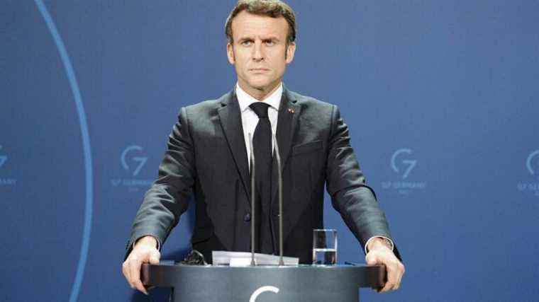 Emmanuel Macron will travel to Moscow on Monday and to Kiev on Tuesday