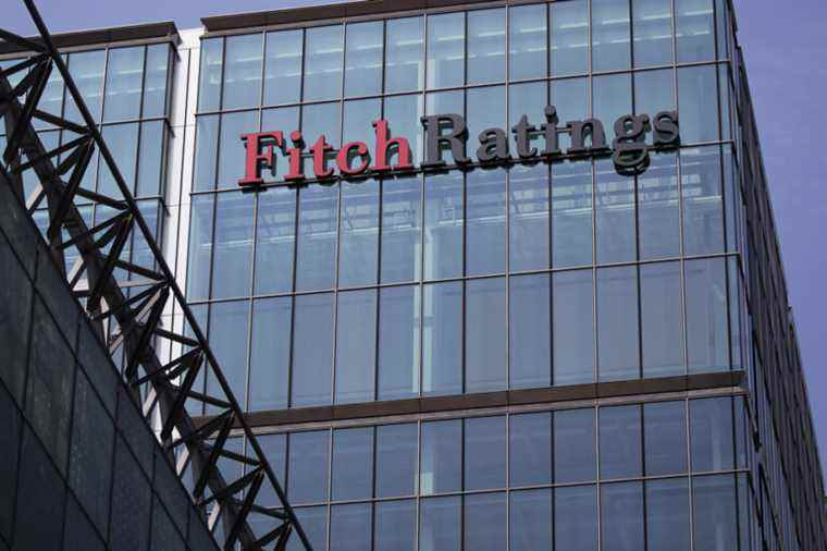 Fitch downgrades Ukraine, Moody’s warns