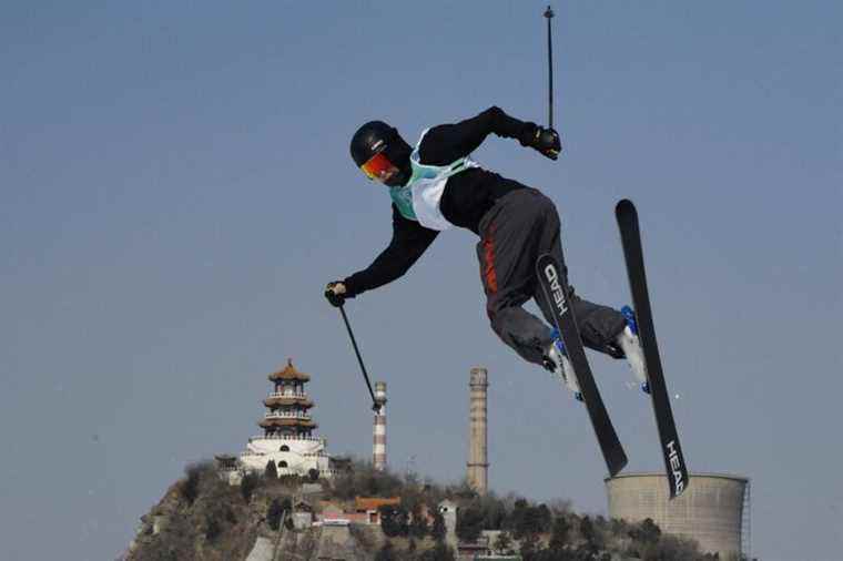 Freestyle Skiing |  A 9th place for Evan McEachran at the big jump