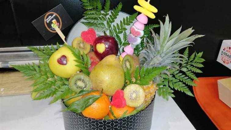 Fruit in a basket, in a smoothie or natural, with David Jacob from L’Escale Gourmande under the Halles de Nîmes