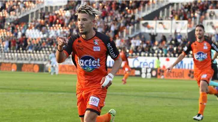 “I would like to finish top scorer”, Stade Lavallois striker Geoffray Durbant