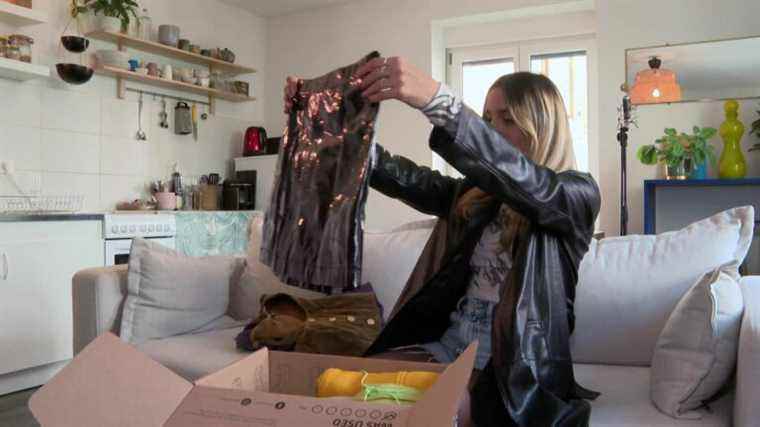 In Strasbourg, a shared dressing room service to fight against the waste of clothes