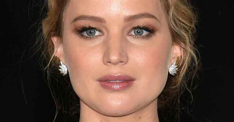 Jennifer Lawrence pregnant: she recounts her first dates (a little risky) with her husband