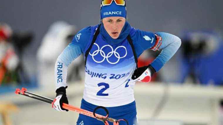 Justine Braisaz-Bouchet in gold on the mass-start ahead of the Norwegians