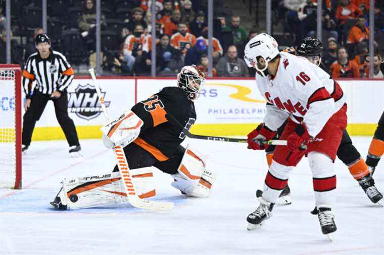 Monday in the NHL |  Hurricanes beat Flyers in overtime