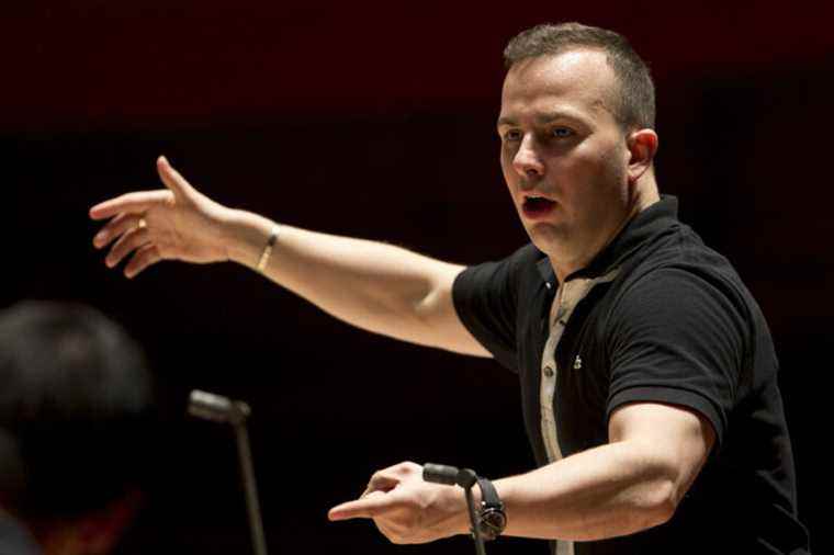 Best Performance by a Classical Orchestra |  Yannick Nézet-Séguin wins a Grammy