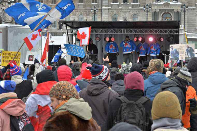 Opposition to sanitary measures |  Hundreds of demonstrators in Quebec, 4 arrests and 167 statements