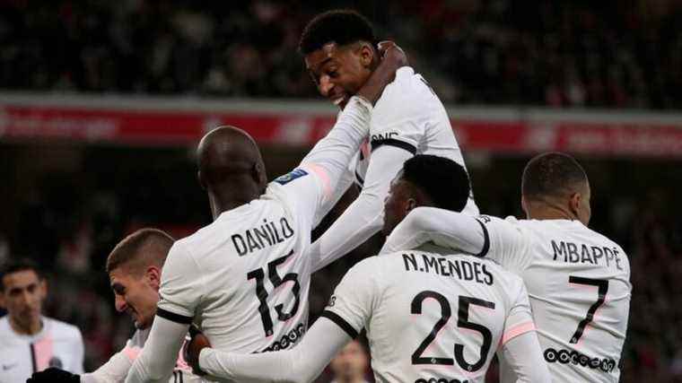 PSG have a blast against Lille, victory 5 goals to 1