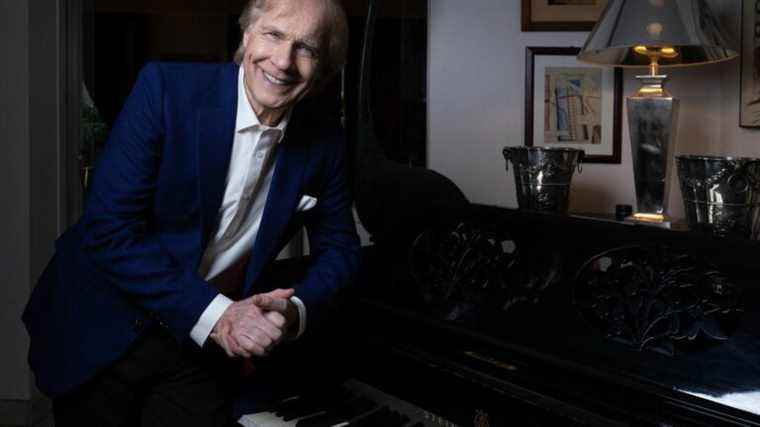 “It’s a little bit like an unfolding of my career”, Richard Clayderman releases a double album of covers, unreleased tracks and hits